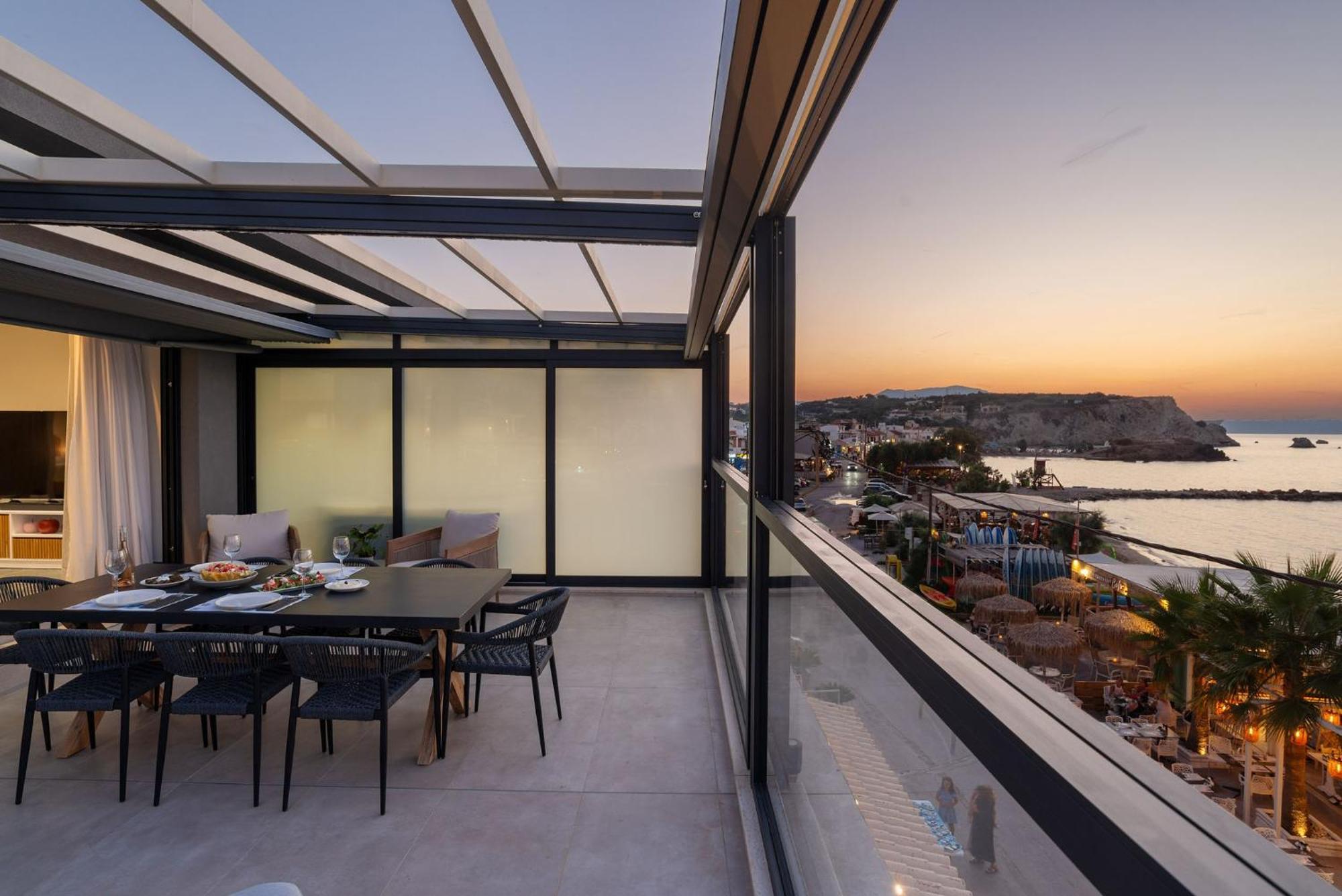 Peristeres Luxury Apartment Next To The Sea - By Apokoras Villas อัลมีรีดา ภายนอก รูปภาพ